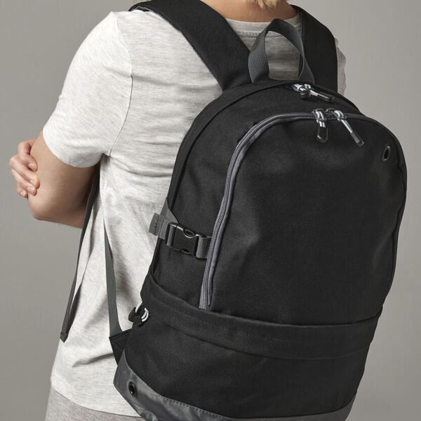 Athleisure pro backpack Thumbnail